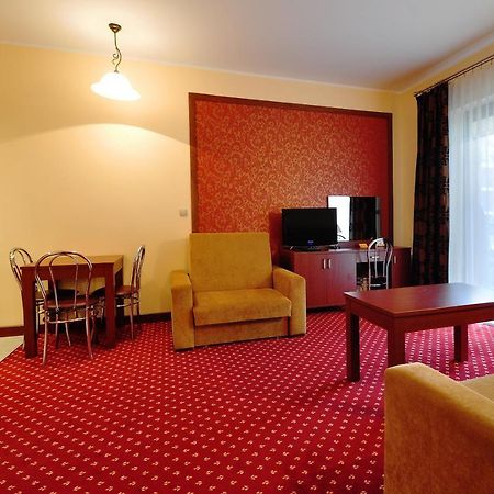 Apartamenty Continental Krynica Morska Kültér fotó