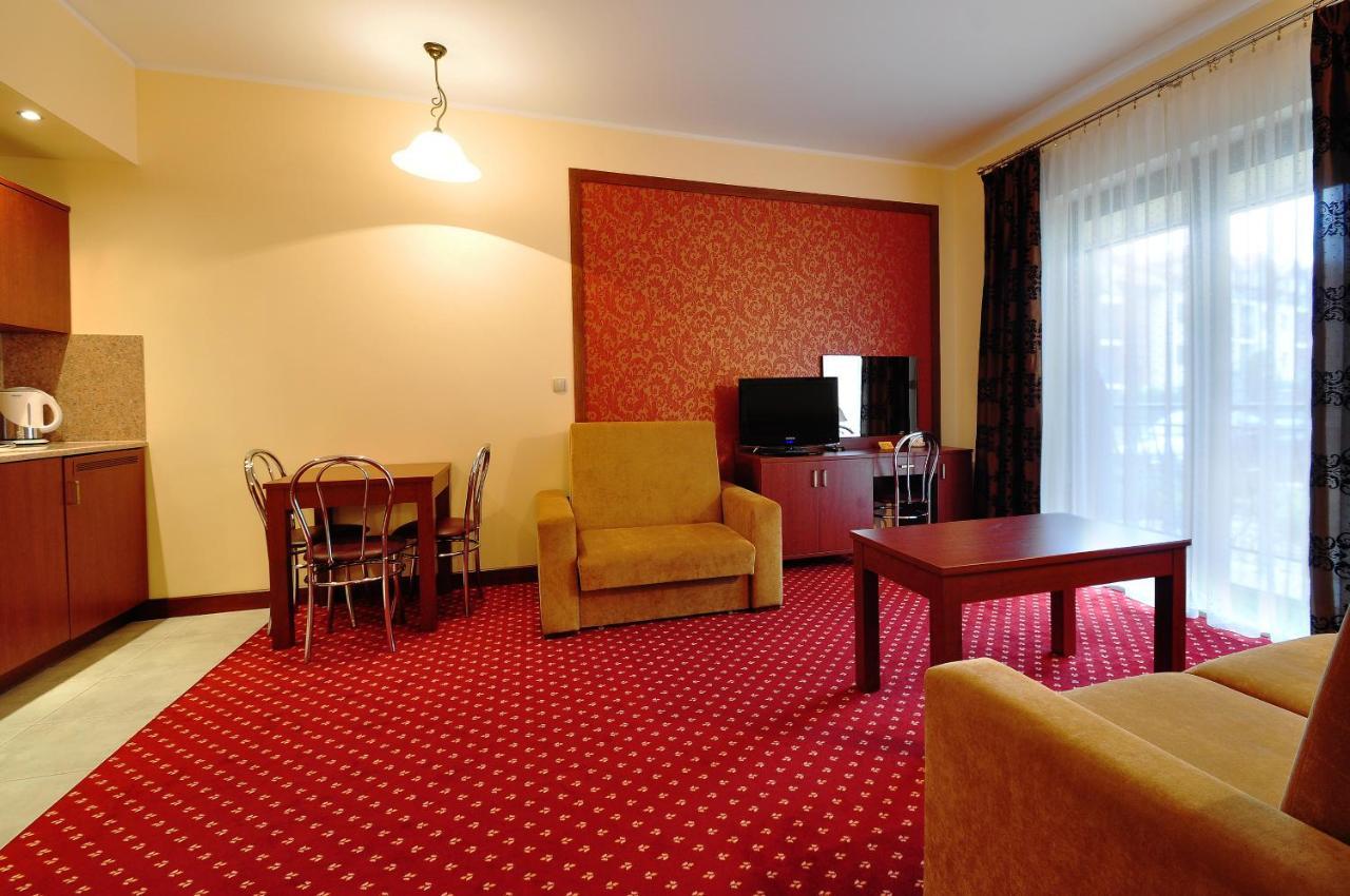 Apartamenty Continental Krynica Morska Kültér fotó